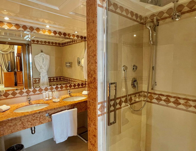 Bathroom 5, Parco dei Principi Grand Hotel & SPA - Preferred Hotels & Resorts, Roma