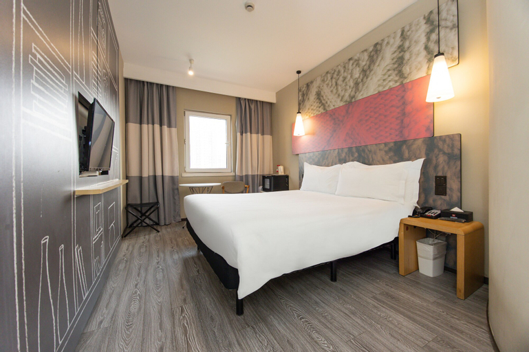 Bedroom 3, ibis Shanghai Lianyang, Shanghai