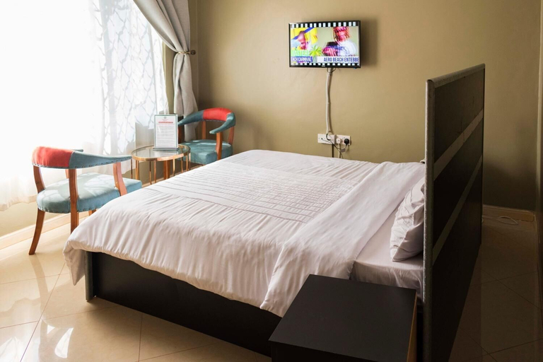 Bedroom 2, Pavillion Hotel, Busiiro