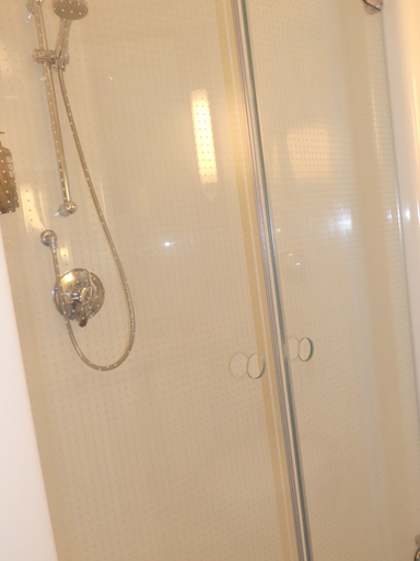 Bathroom 5, ibis Istres Trigance, Bouches-du-Rhône