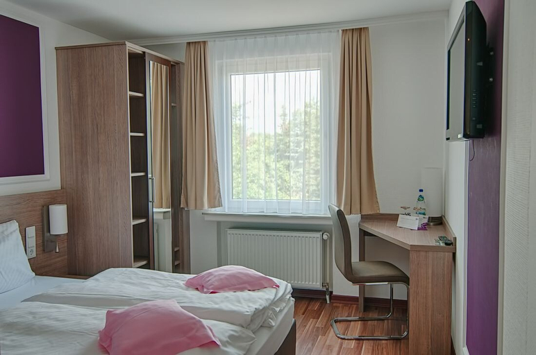 Bedroom 4, RheinHotel Arte, Ahrweiler