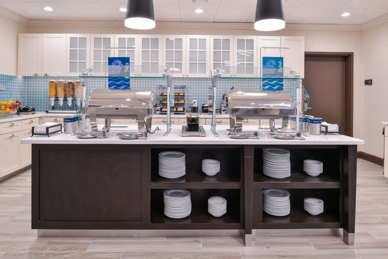 Food & Drinks 5, Homewood Suites by Hilton Des Moines Airport, Polk