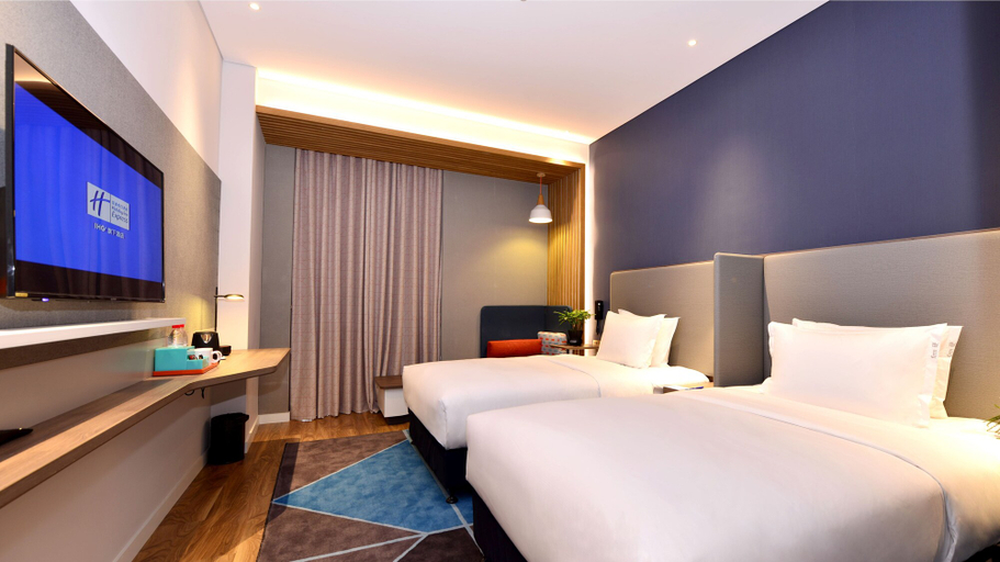 Bedroom 5, Holiday Inn Express LUANCHUAN by IHG, Luoyang