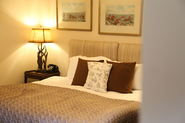 Bedroom 3, Seagrave Arms, Worcestershire