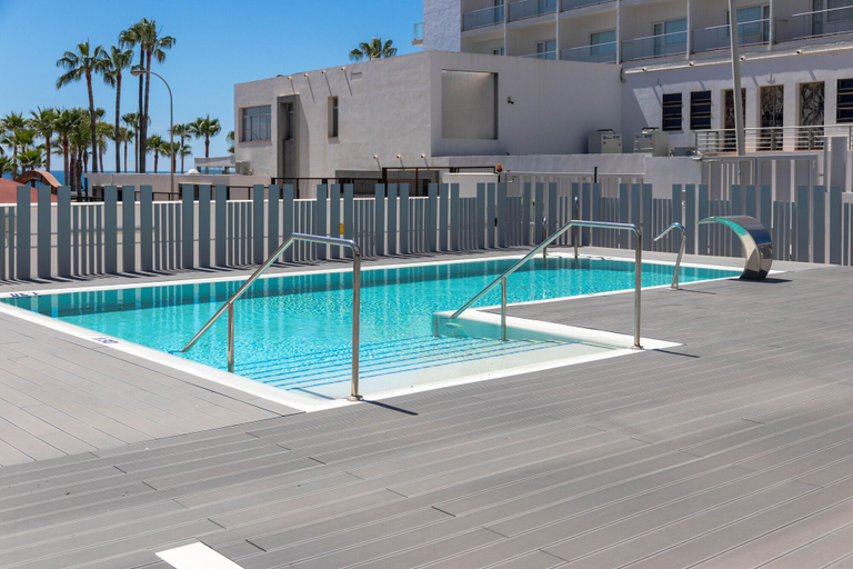 Sport & Beauty 5, Carihuela Suites, Málaga