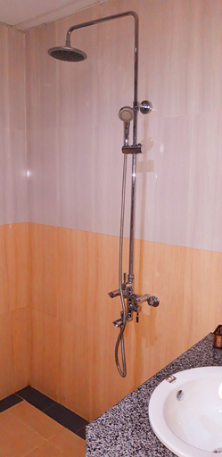Bathroom 3, Khai Yen Hotel Pleiku, Pleiku