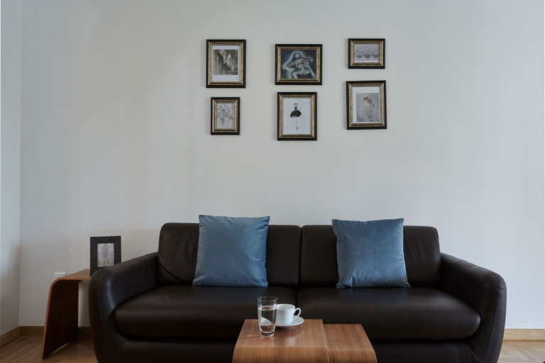 Others 5, Chic One Bd Apartment with Hilton View, Attica