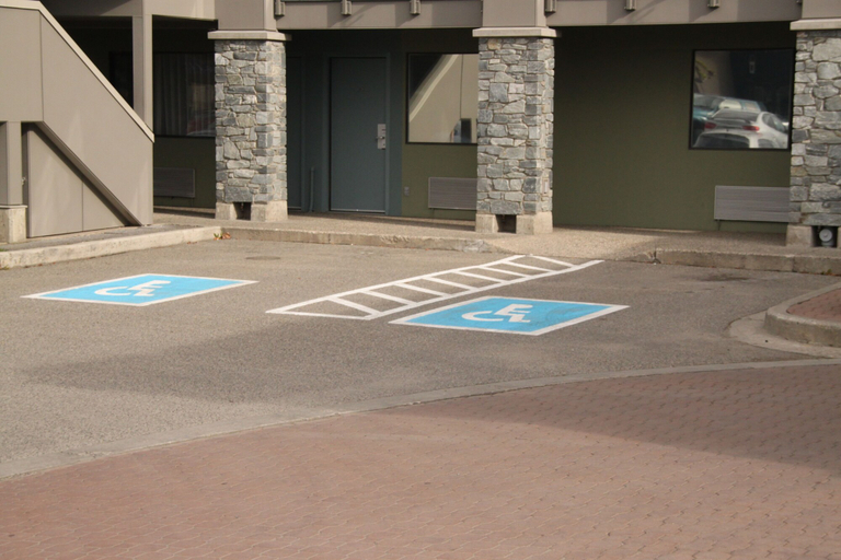 Exterior & Views 2, Accent Inns Kelowna, Central Okanagan
