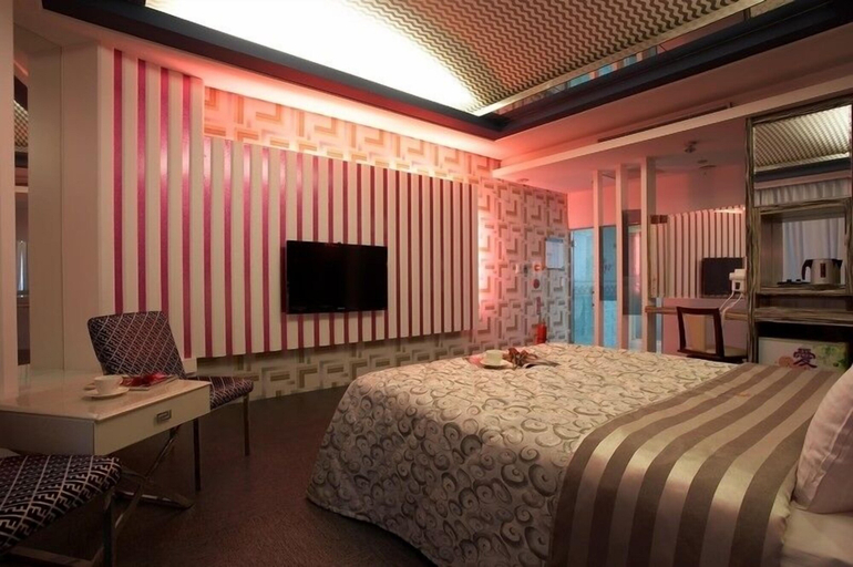 Bedroom 2, Love Star Motel, Taoyuan