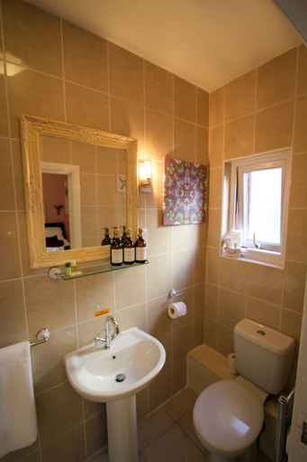Bathroom 4, Hotel Rouge, Blackpool