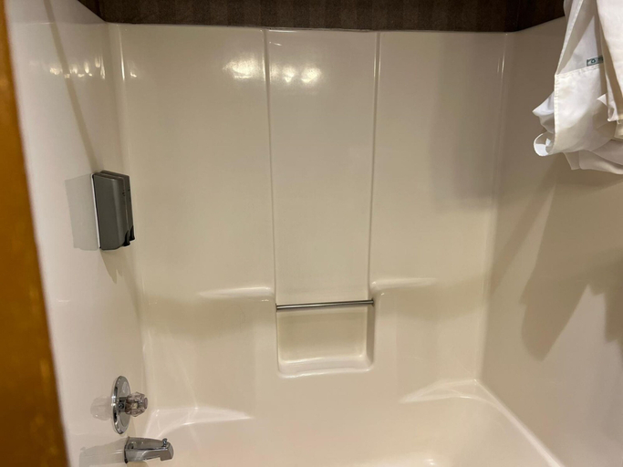 Bathroom 4, Ramada by Wyndham Waupaca, Waupaca