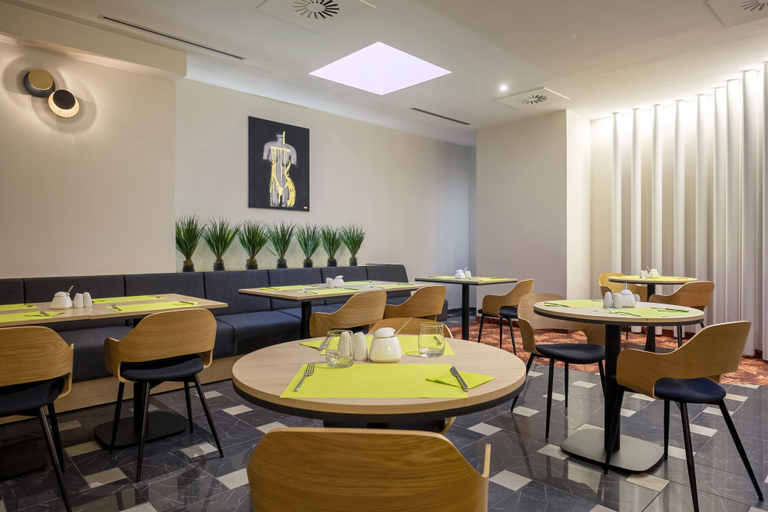 Food & Drinks 4, Hotel H12, Kraków City