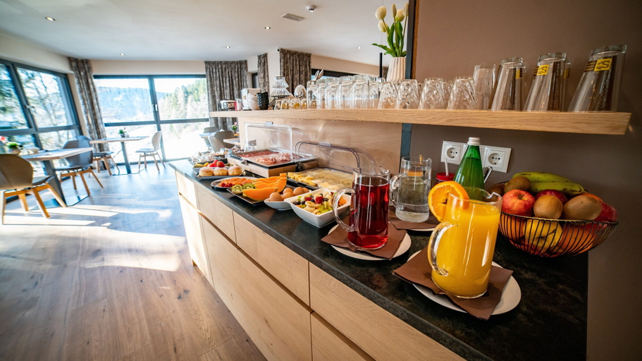 Food & Drinks 5, Apartment Hotel Christine, Bolzano