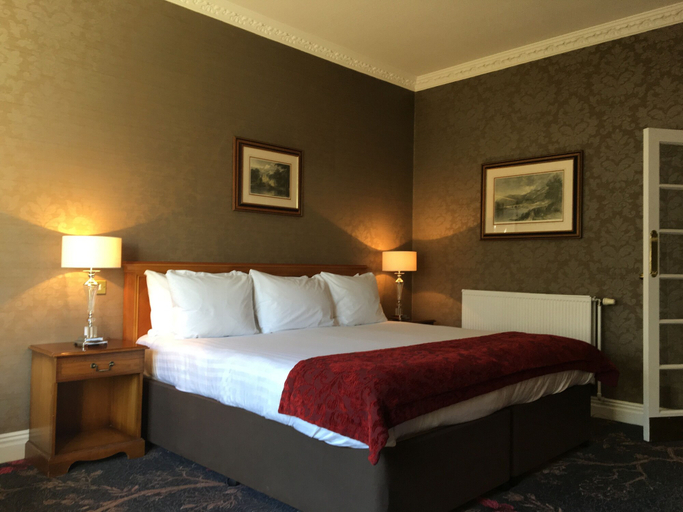 Bedroom 4, Kingsmills Hotel, Highland