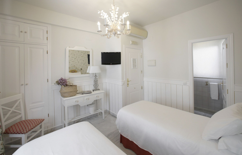 Bedroom 4, Basic Hotel Puerta de Sevilla, Sevilla