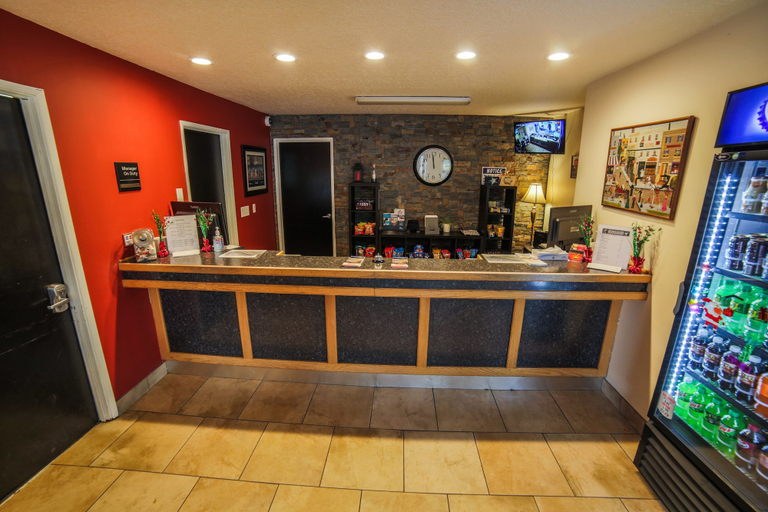 Food & Drinks 5, Sunnyside Inn & Suites, Clackamas