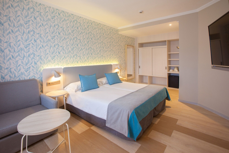 Bedroom 4, Abora Continental by Lopesan Hotels - All Inclusive, Las Palmas