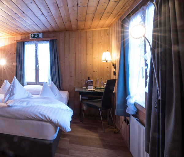 Bedroom 3, Kemmeriboden-Bad Swiss Quality Hotel, Signau