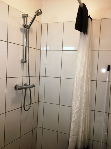 Bathroom 4, North West Restaurant & Guesthouse, Húnaþing vestra