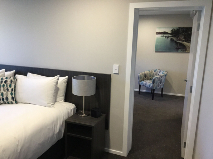 Bedroom 2, East Pier Hotel, Napier