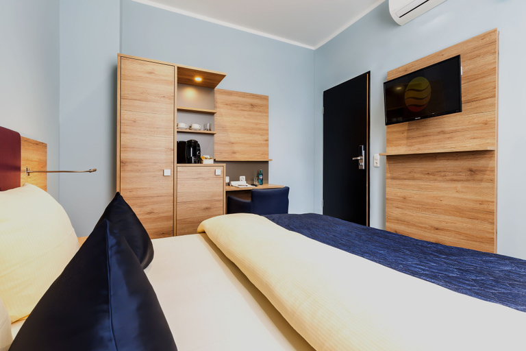 Bedroom 2, Comfort Hotel Frankfurt Central Station, Frankfurt am Main