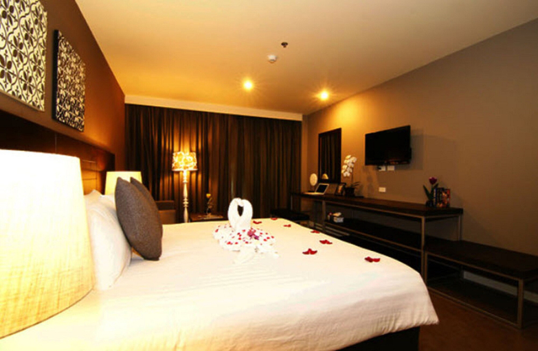 Bedroom 2, Sea Me Spring Hotel, Pattaya