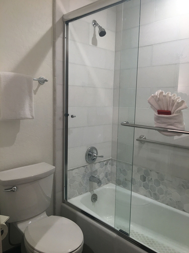 Bathroom 3, Junipine Resort, Coconino