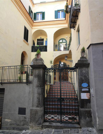 Exterior & Views 2, Vesuvio View, Napoli