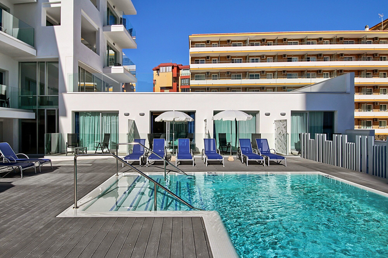 Sport & Beauty 5, Carihuela Suites, Málaga