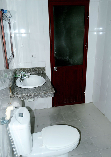 Bathroom 4, Hai Au Hotel, Đồ Sơn