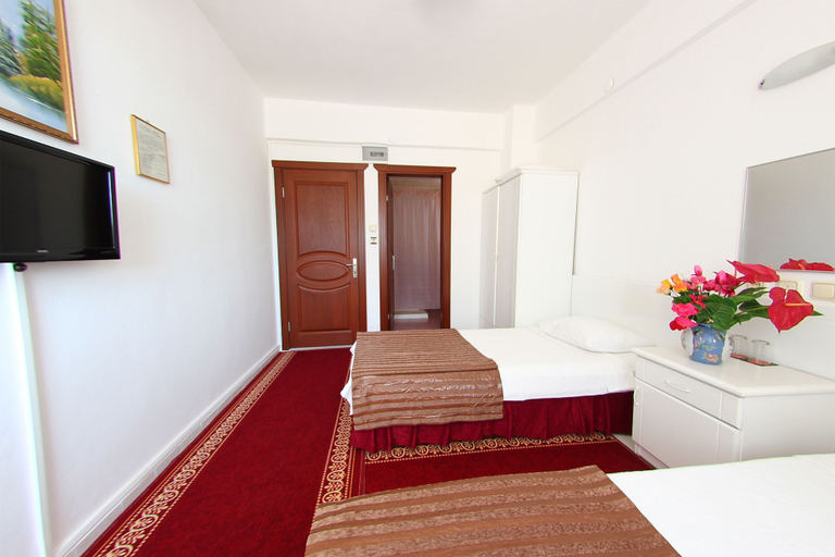 Bedroom 3, Soykan Hotel, Marmaris