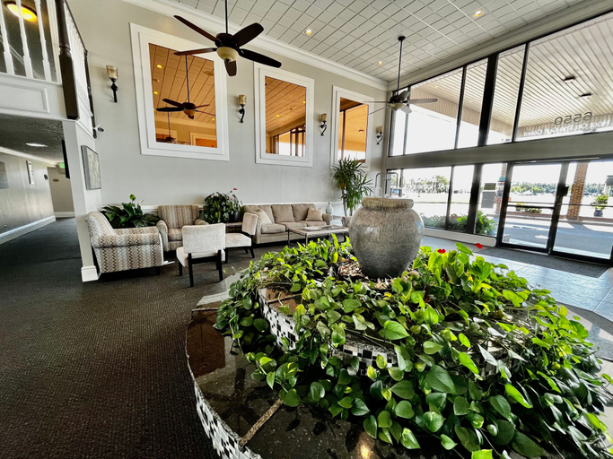 Exterior & Views 2, At Home Inn & Suites, Escambia