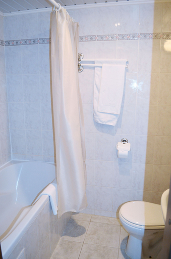 Bathroom 2, Premier Hotel Lybid, Shevchenkivs'kyi