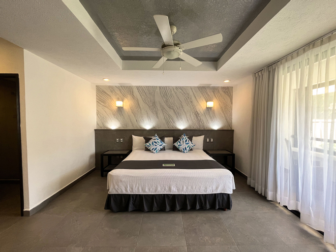 Bedroom 24