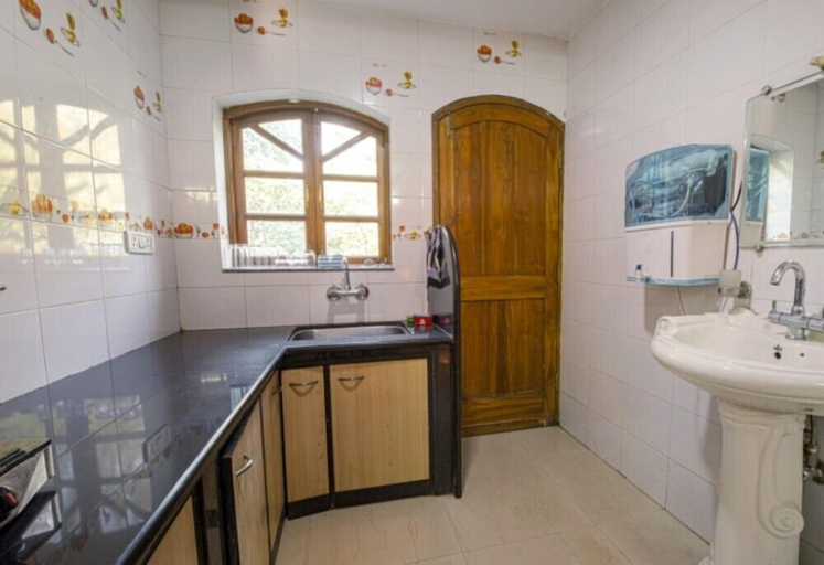 Bathroom 3, GuestHouser 4 BHK Villa 9076, North Goa