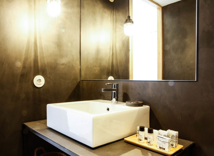 Bathroom 4, Sapientia Boutique Hotel, Coimbra