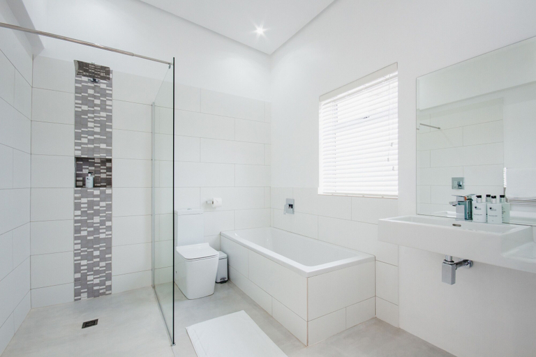 Bathroom 4, A Riverbed Guesthouse, Overberg