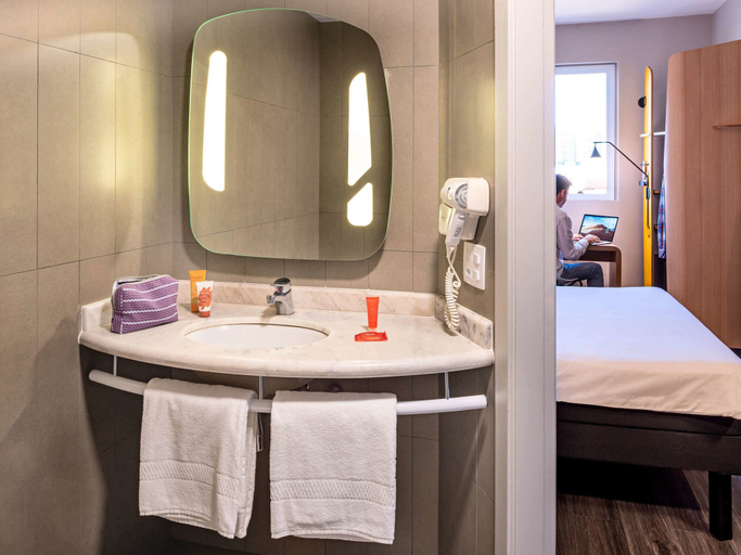 Bathroom 4, ibis Ribeirao Preto Shopping, Ribeirao Preto