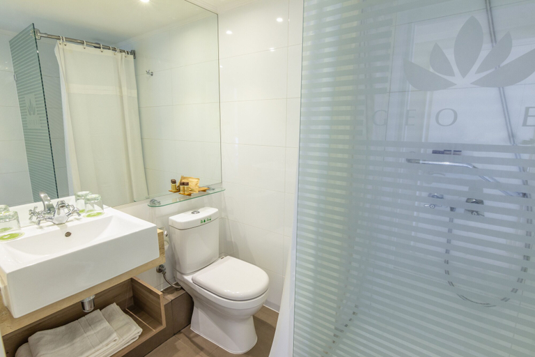 Bathroom 4, Geotel Antofagasta, Antofagasta