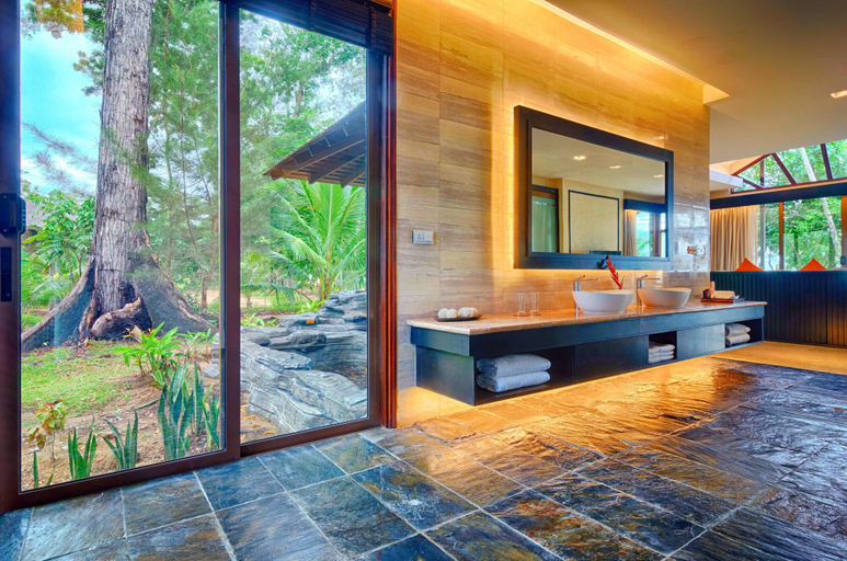 Bathroom 5, Borneo Eagle Resort, Kota Kinabalu
