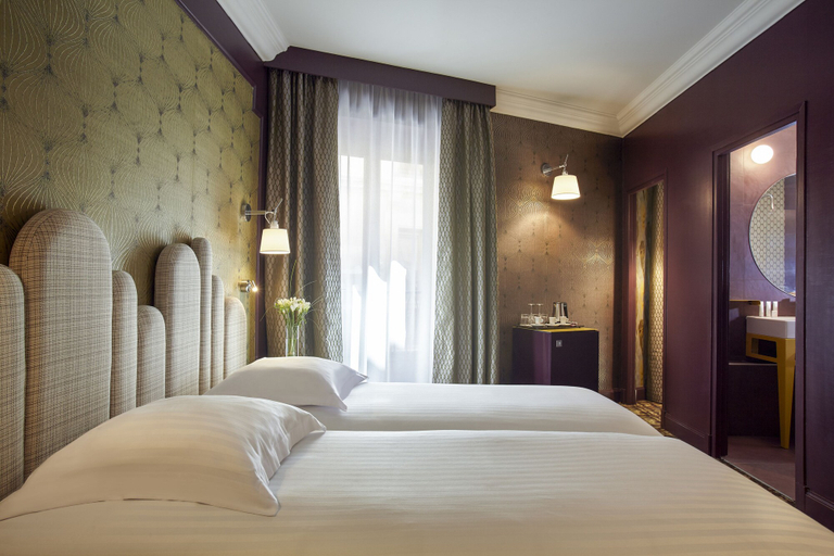 Bedroom 2, Grand Hôtel du Midi Montpellier - Opéra Comédie, Hérault