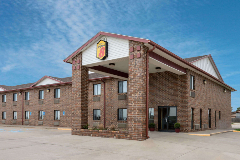 Exterior & Views 2, Super 8 by Wyndham Wakeeney, Trego
