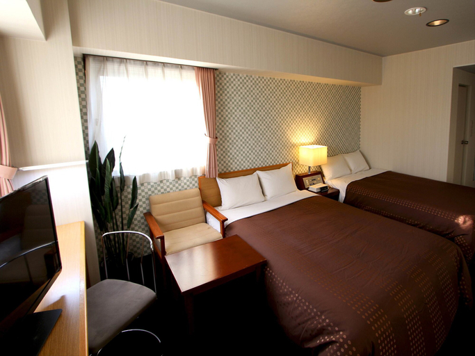 Bedroom 2, Hotel Livemax Chitose, Chitose