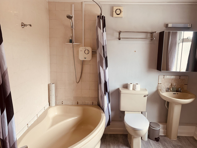 Bathroom 4, The Preston, Somerset