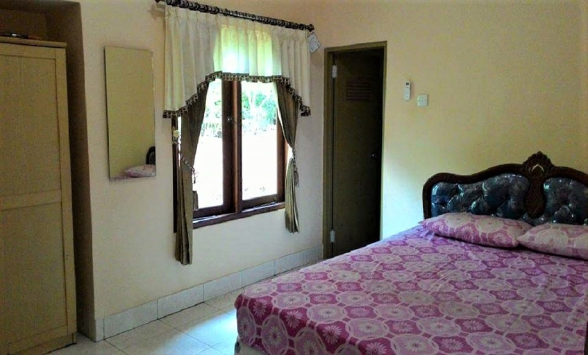 Bedroom 2, Shallom Homestay by Desa Wisata Blimbingsari, Jembrana