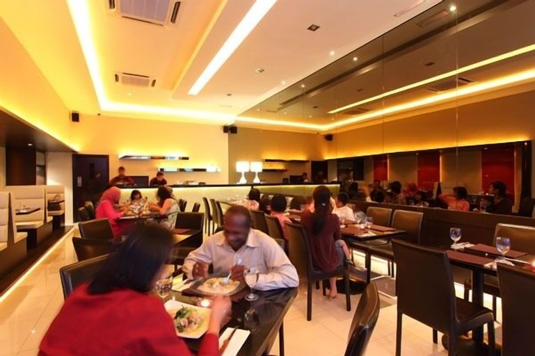 Food & Drinks 5, The V Hotel, Kuantan