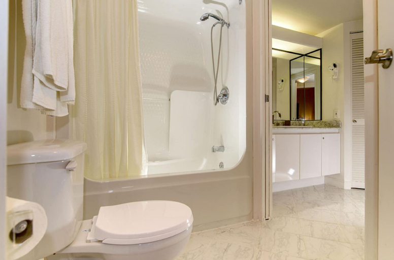 Bathroom 4, Chalet et condos Mont Sainte-Anne, La Côte-de-Beaupré