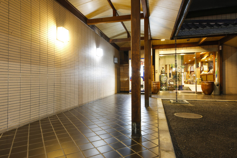 Ryokan Kuramoto, Osaka