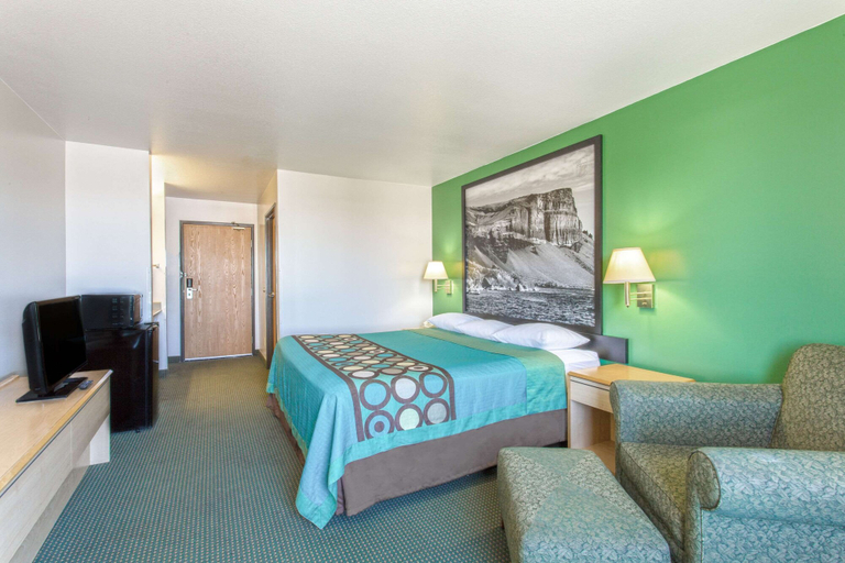 Bedroom 3, Super 8 by Wyndham Heyburn/Burley Area, Minidoka