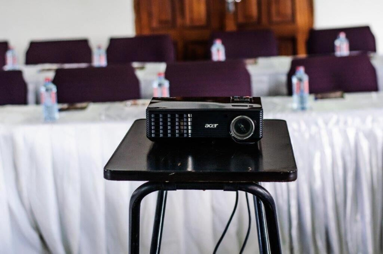 Food & Drinks 5, Golden Gate Hotel, Kumasi
